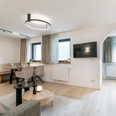 Alpenlodge 3 公寓 佩特诺伊阿尔贝格