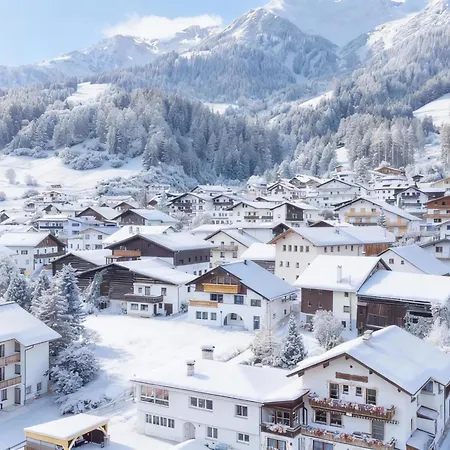 Alpenlodge 3 公寓 佩特诺伊阿尔贝格