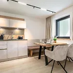 Alpenlodge 3 *